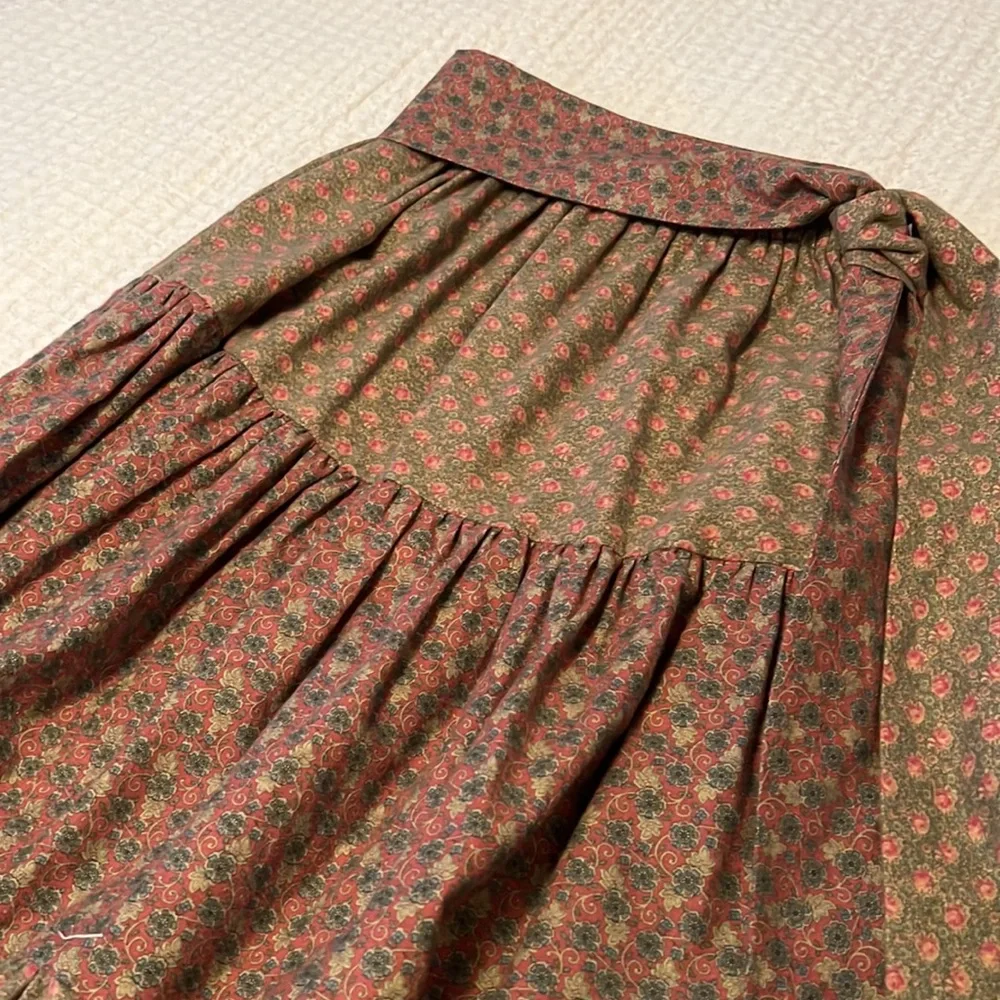 Laura Me Cotton Blend Tiered Midi Floral Print Elastic Waist Skirt with Tie Belt - Picture 2 of 16